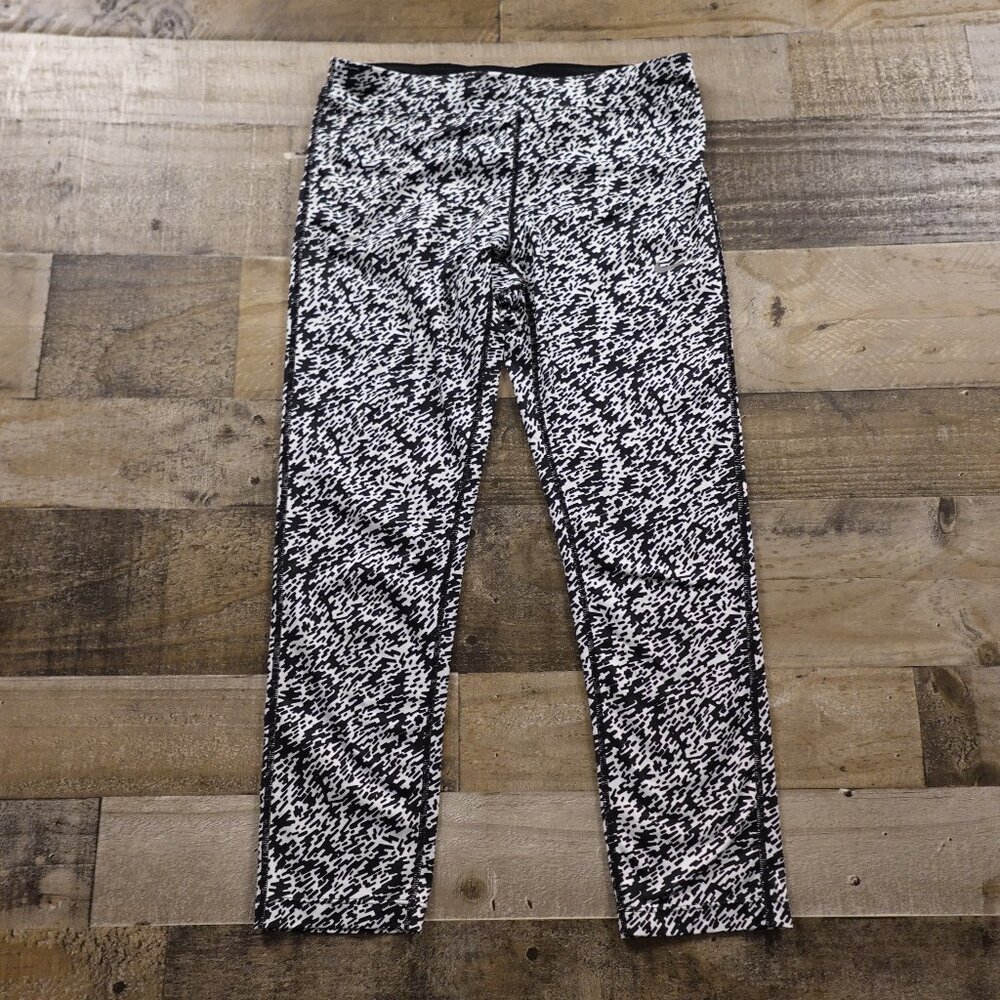 Nike Pronto Essential‎ Cropped leggings women's medium speckled black running